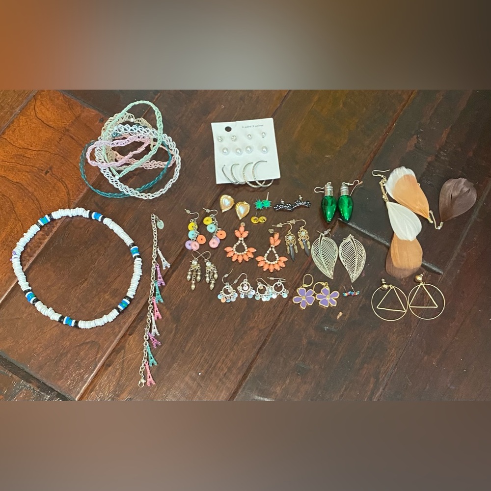 Costume jewellery